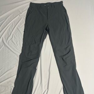 Columbia Men's Gray Chinos